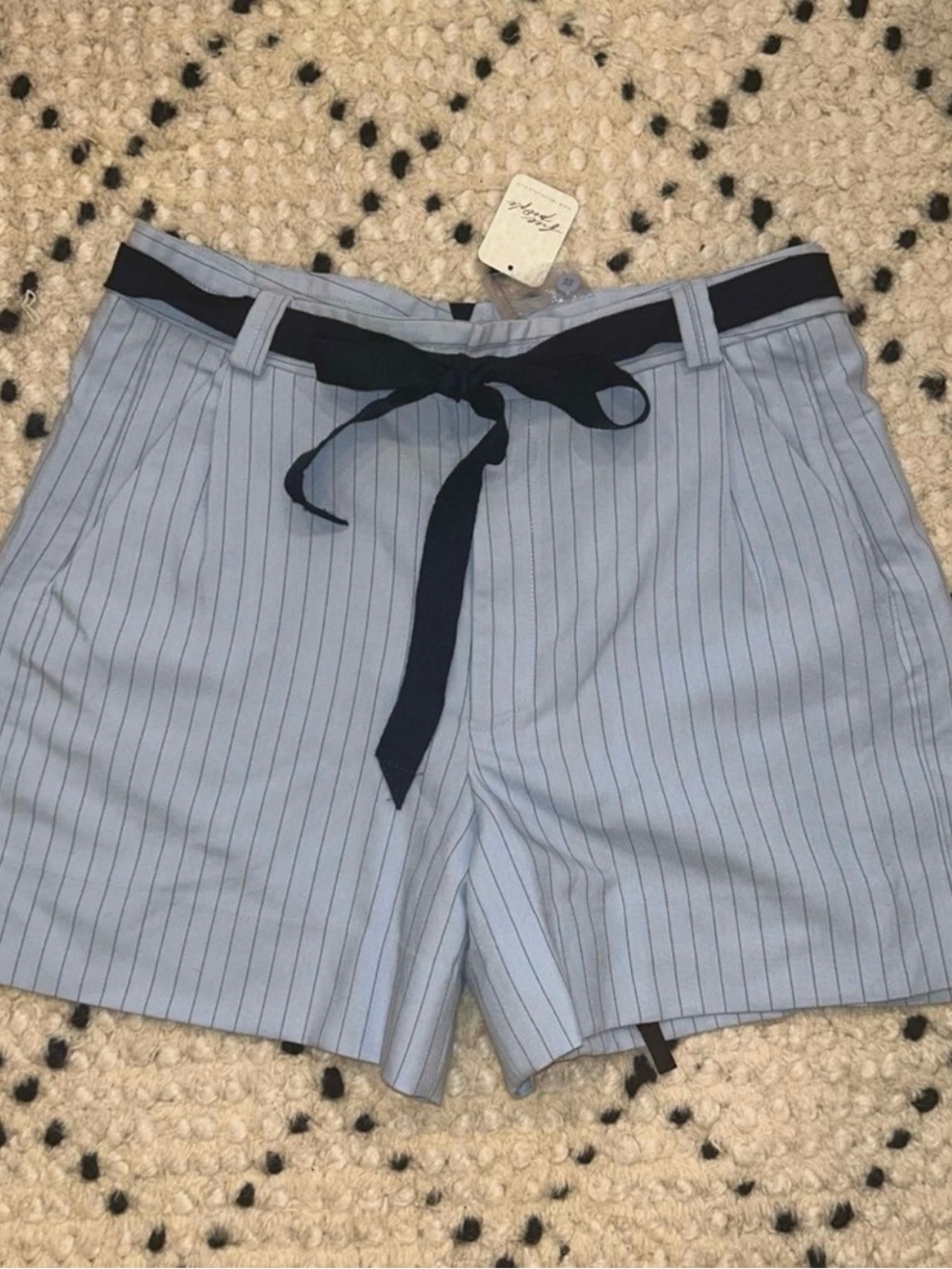 Free People Shorts - Picture 2 of 8